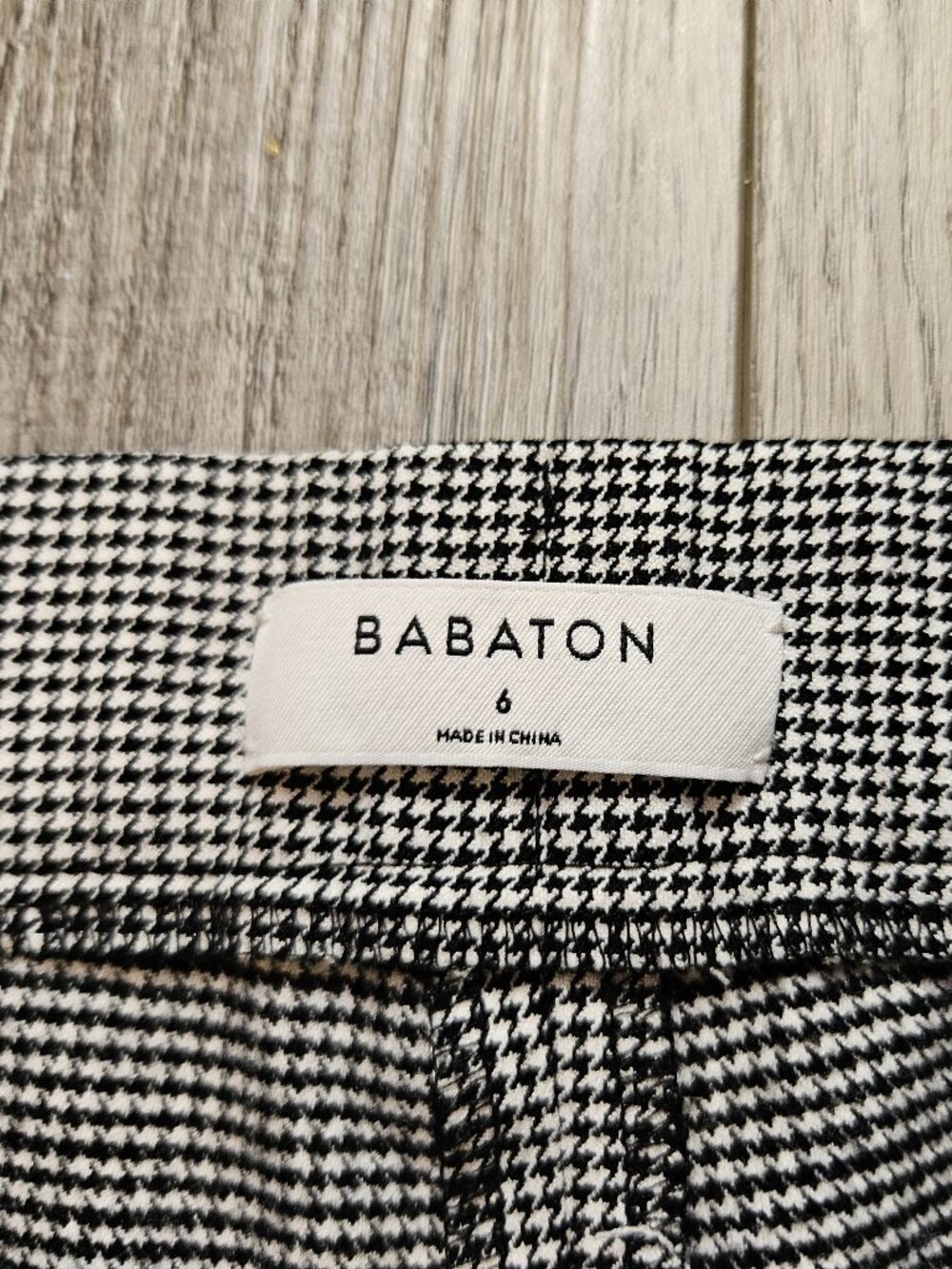 Babaton Aritzia Womens Size 6 Black White Houndstooth Tailored Ankle Pants 6 - Picture 4 of 7